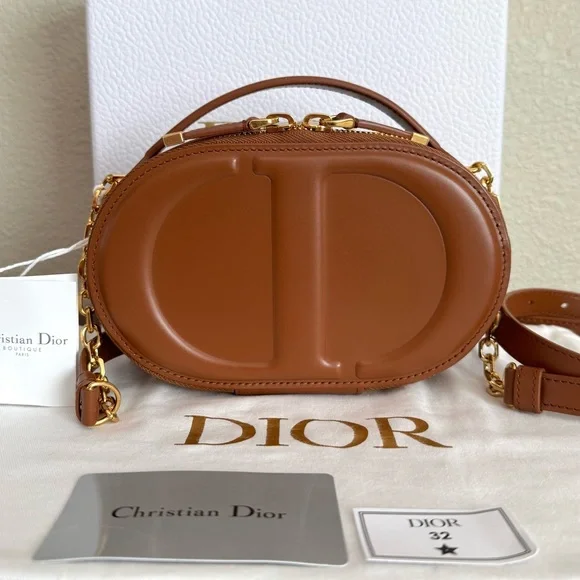 NEW DIOR CD Signature Calfskin Leather Crossbody Bag in Golden Saddle - Picture 9 of 9